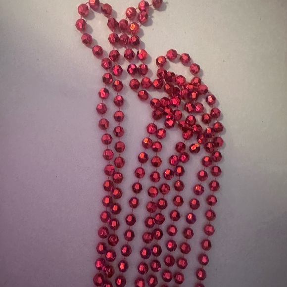 Red Beaded Christmas Tree Garland Home Decor - Picture 5 of 5